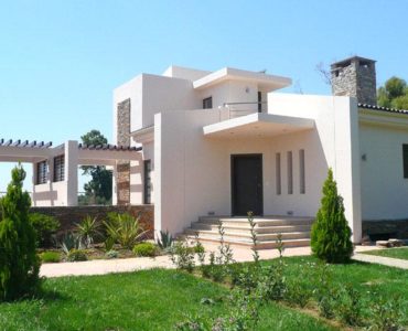 17 370x300 - Amaliada, Peloponesse’de Deniz Manzaralı Bitişik Villa A